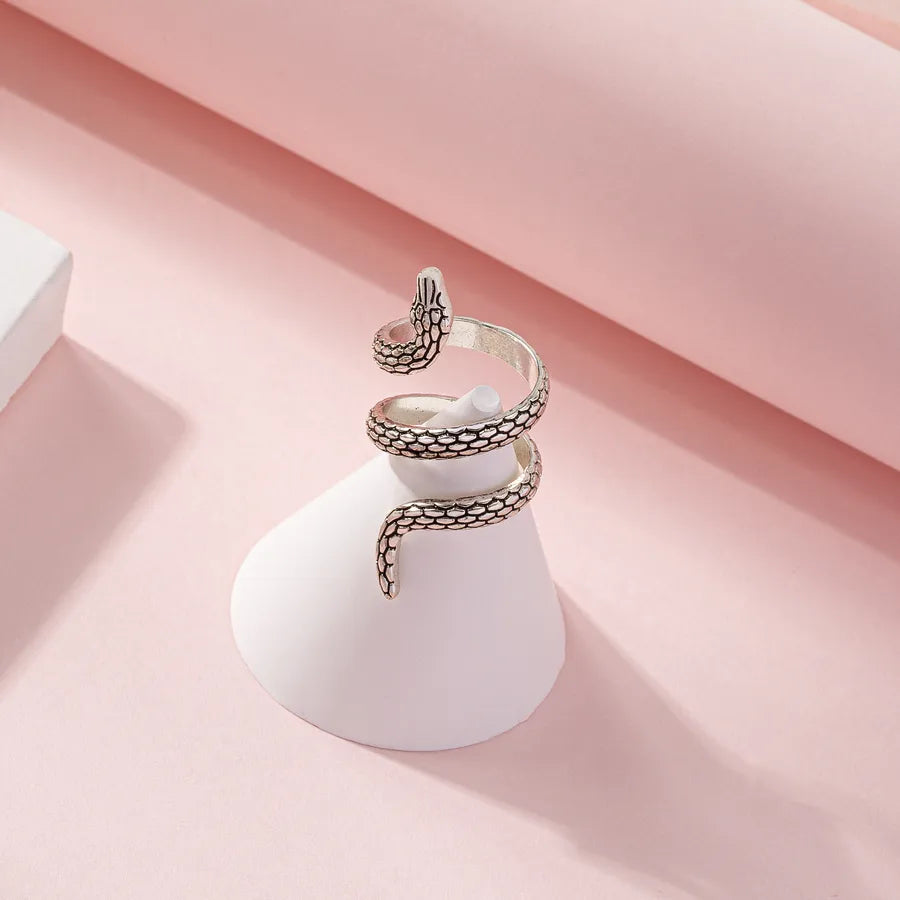 Punk Men's Snake Ring For Style Featuring Electroplated Alloy Design