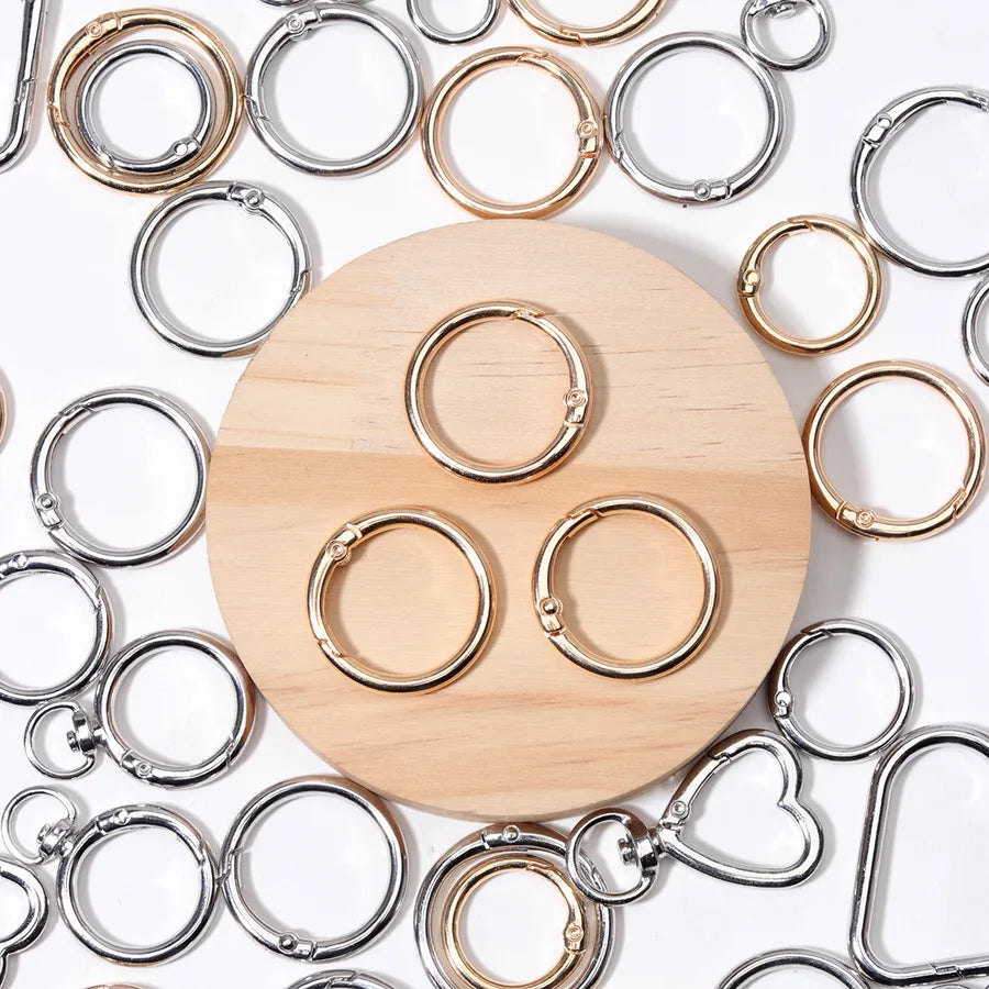 Alloy Circle Jump Ring with Stoving Varnish Finish, Sport Style Jewelry Accessory in Colour